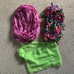 3 Girl’s Scarves